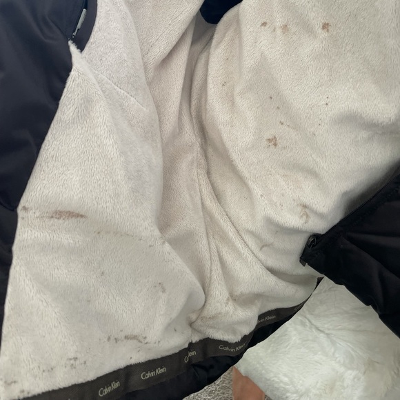 Calvin Klein Puffer Coat. - Picture 2 of 5